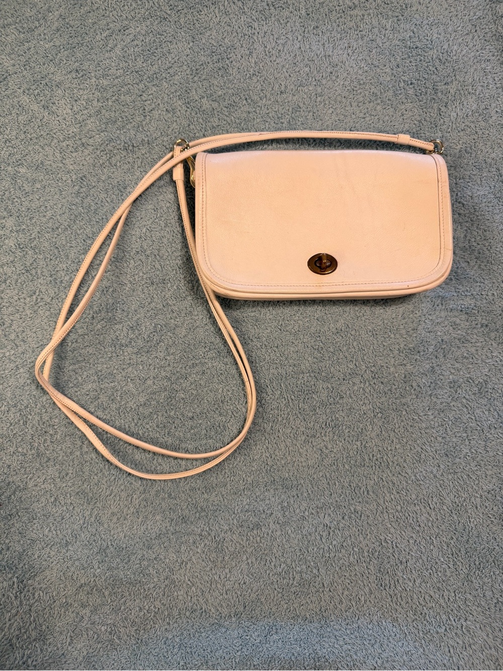 Vintage Coach White Dinky Double Strap Leather Flap Turnlock Shoulder Purse 0760